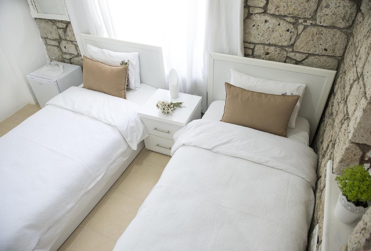 Daria Alacati Room photo